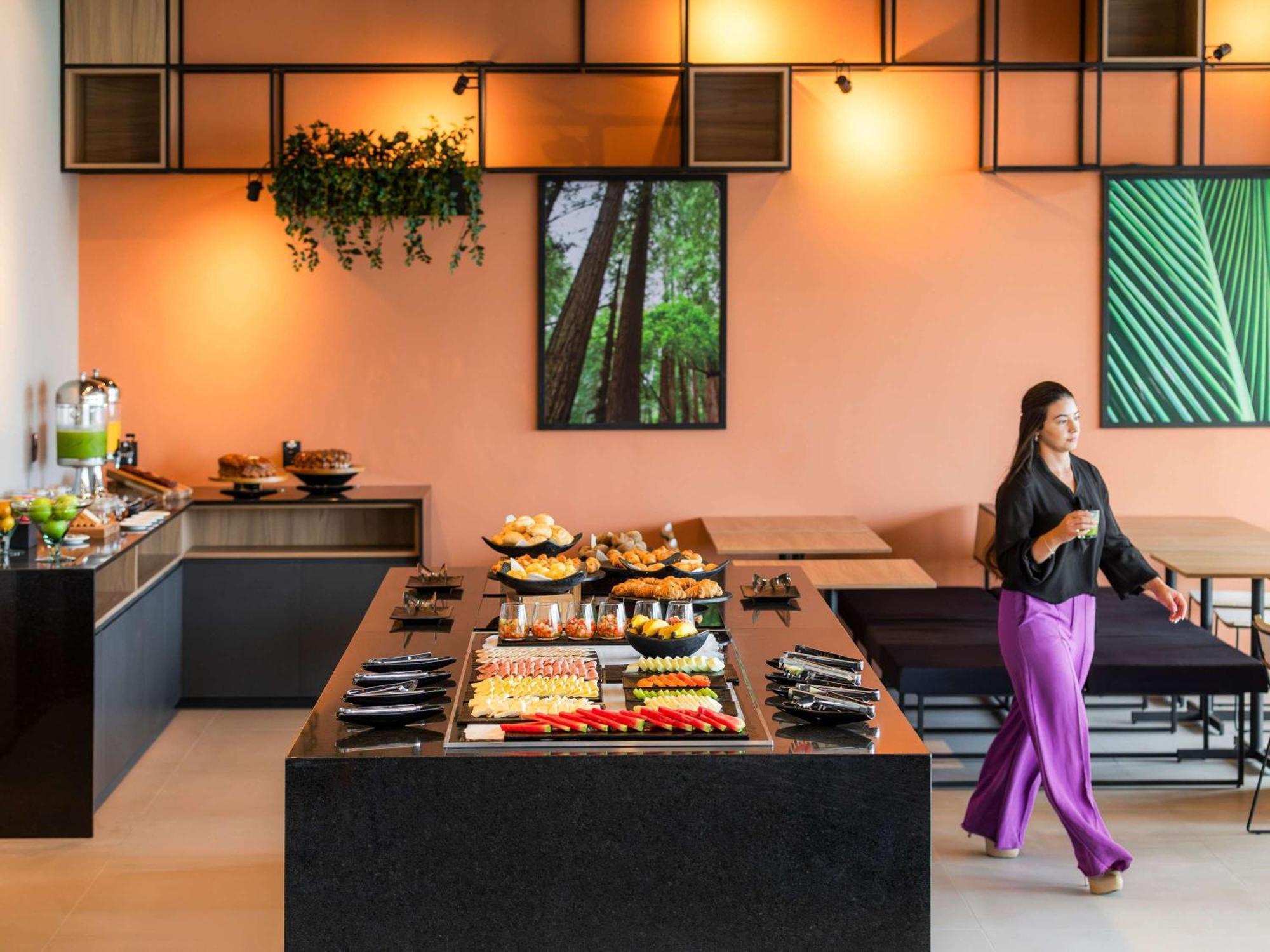 Ibis Tubarao Hotell Exteriör bild