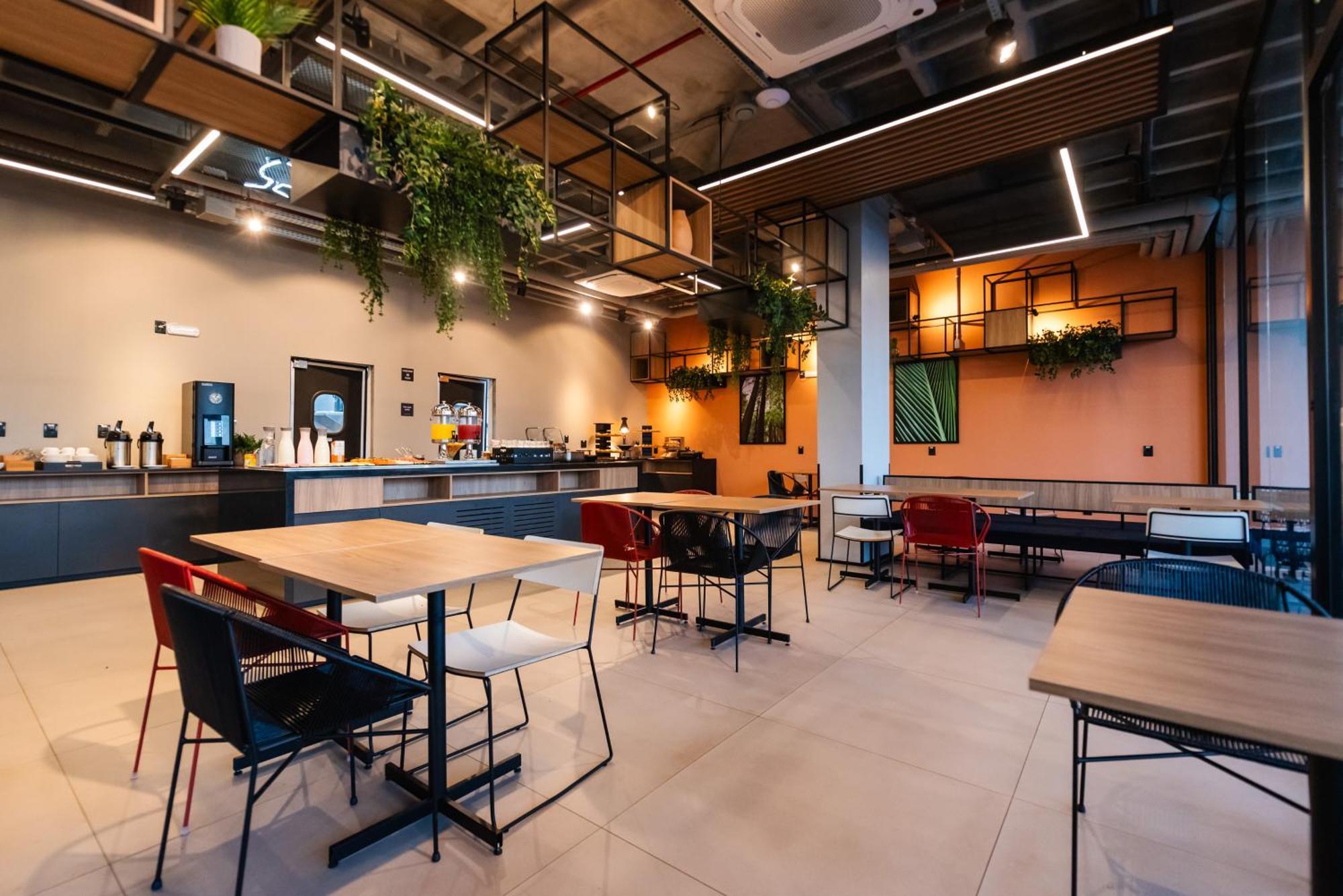 Ibis Tubarao Hotell Exteriör bild